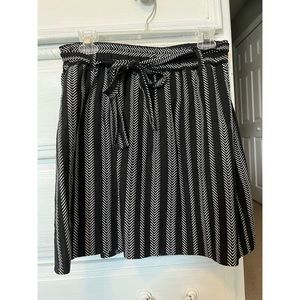 Loft Black & White Skirt, Medium